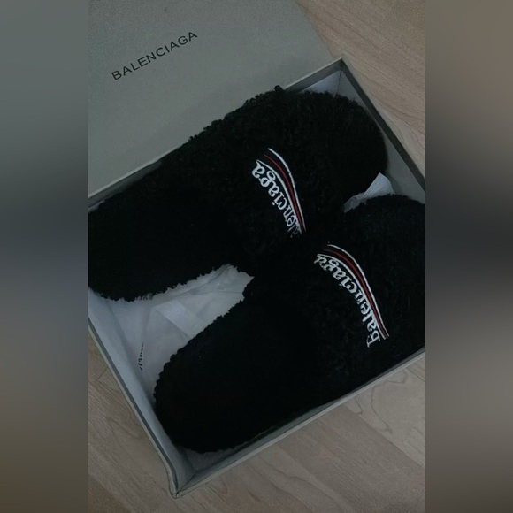 Balenciaga slides